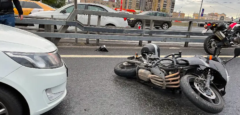 speeding-motorcycle-img