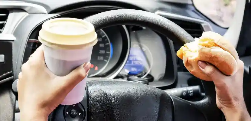 distracted-driving-img
