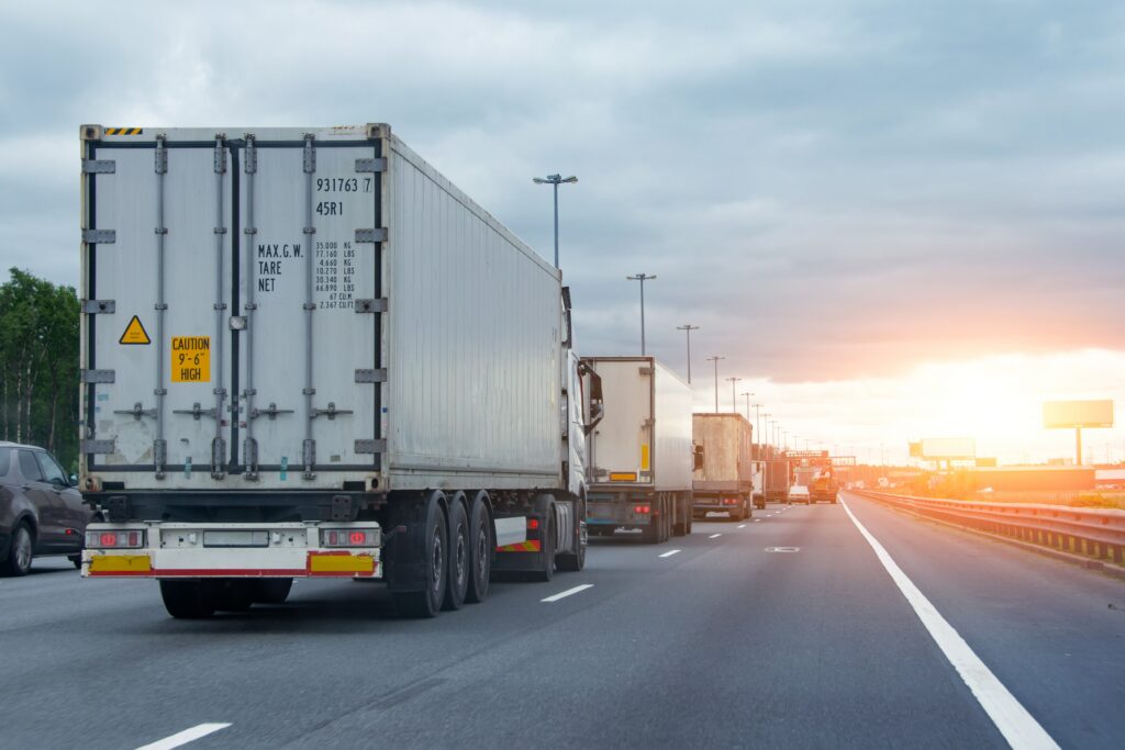 container,commercial,semi-trailer,goods,shipping,road,jam,cargo,highway,international,group,inspection,traffic,border,delivering,sky,van,heavy,transfer,transit,drive,waiting,line,freight,truck,logistics,industry,accident,long,point,vehicle,automobile,trailer,car,row,delivery,business,wheel,custom,transport,semi-truck,transportation,lorry,carrier,logistic,machine,trucking,travel,queue
